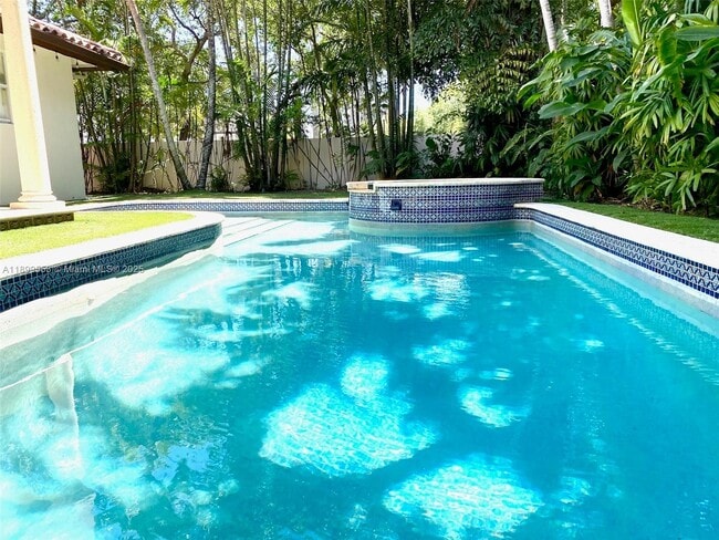 Building Photo - 16208 NW 83rd Pl