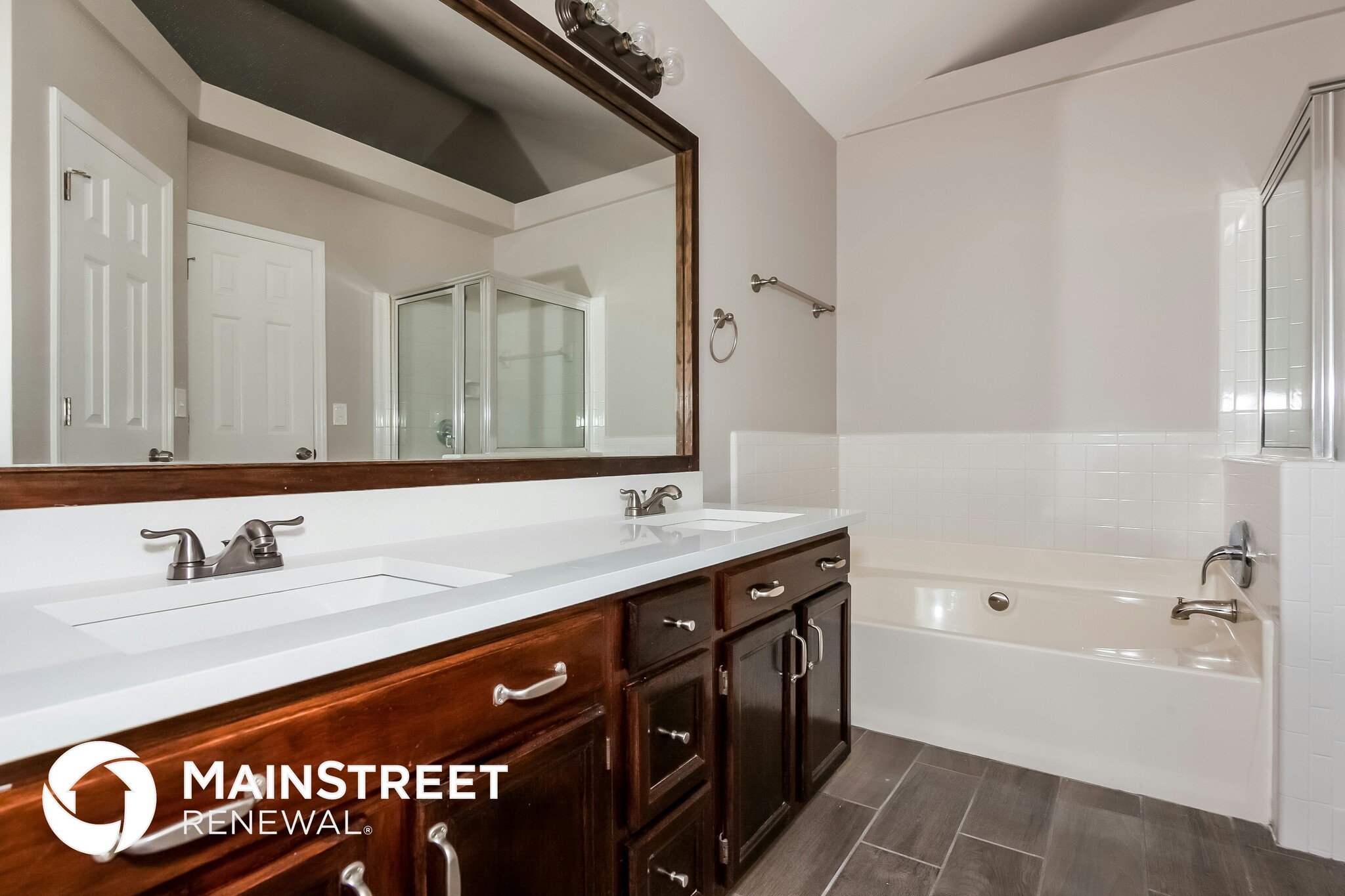 Building Photo - 2316 Torrington Ln