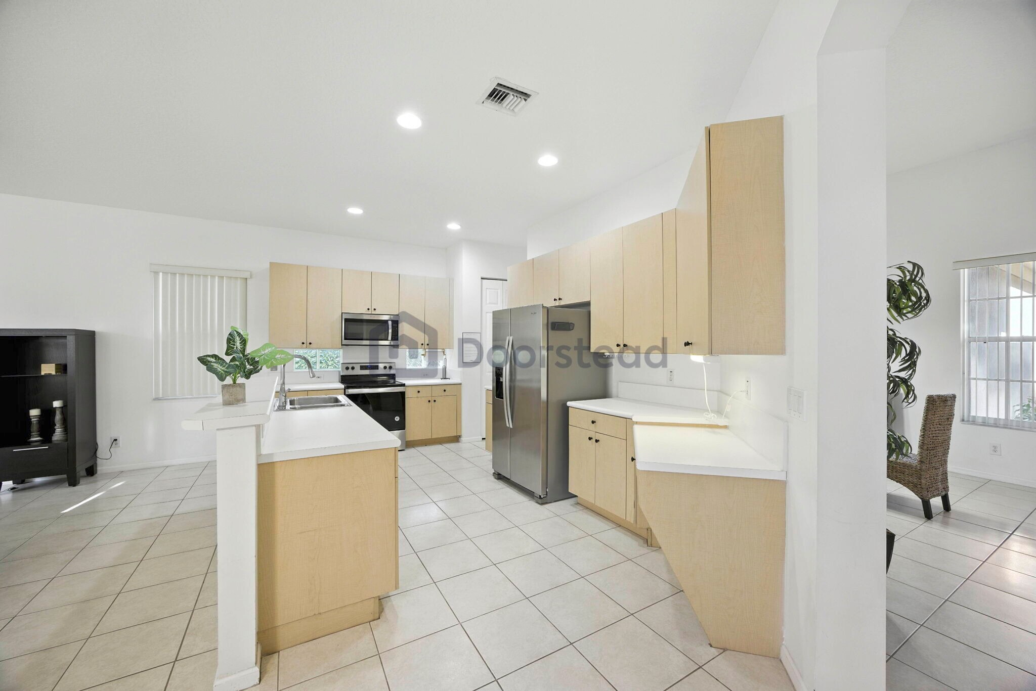 Building Photo - 10555 Paso Fino Dr