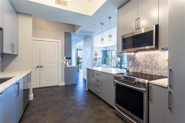 Building Photo - 3225 Turtle Creek Blvd Blvd