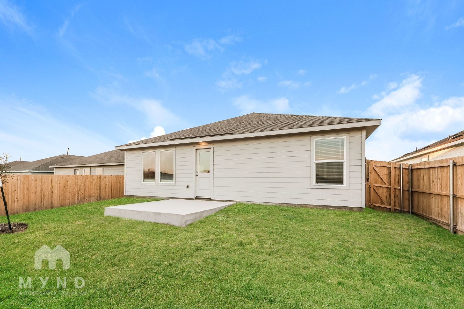 Building Photo - 2741 Ctr Crk Ln