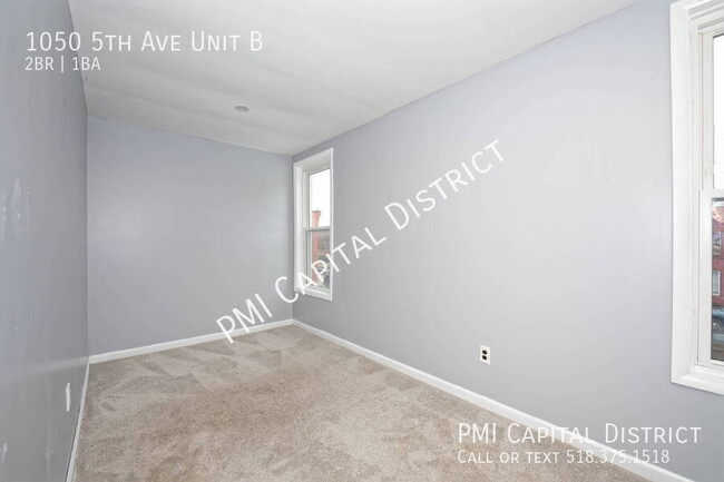 Building Photo - Recently Remodeled, Modern 2 bed/1 bath Ap...