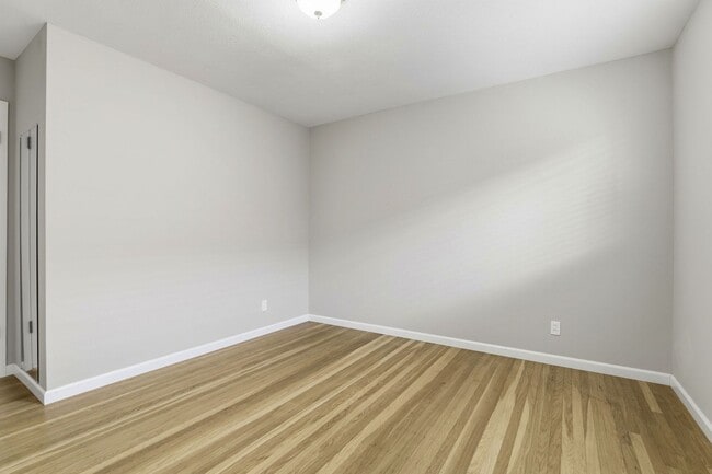 Building Photo - Wow! What a Great Home! Available Now!