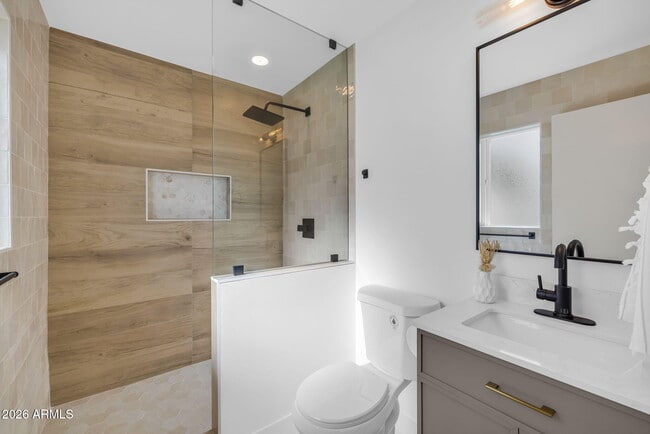 Building Photo - 7415 E Holly St