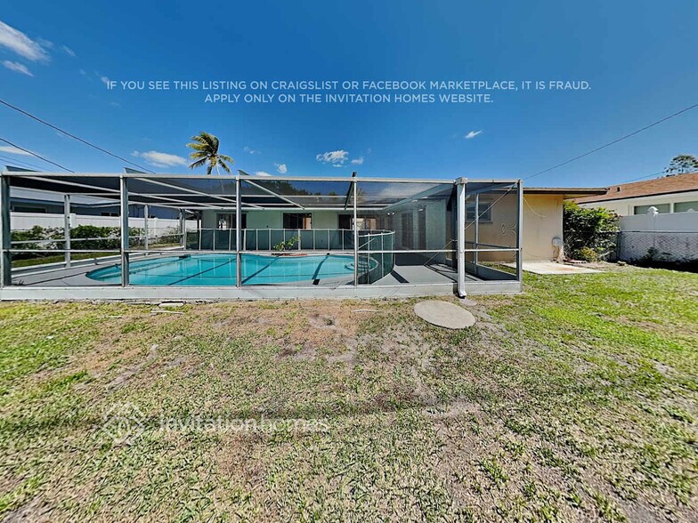 Building Photo - 2020 NE 62nd St