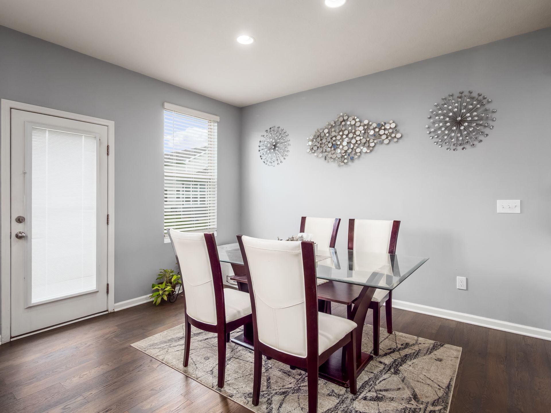 Building Photo - 6575 Rocky Frk Dr