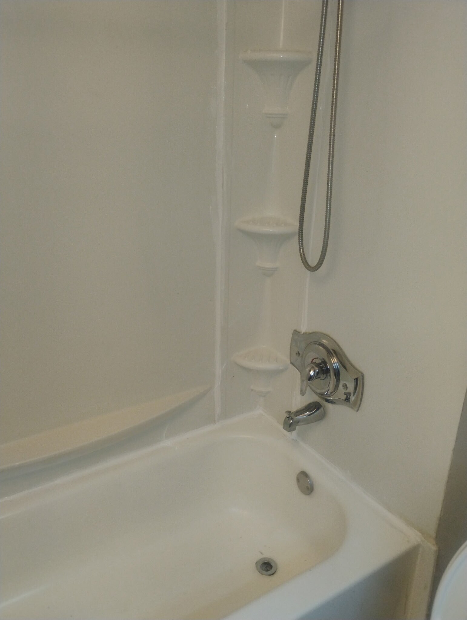 Bathroom - 1155 N Carey St