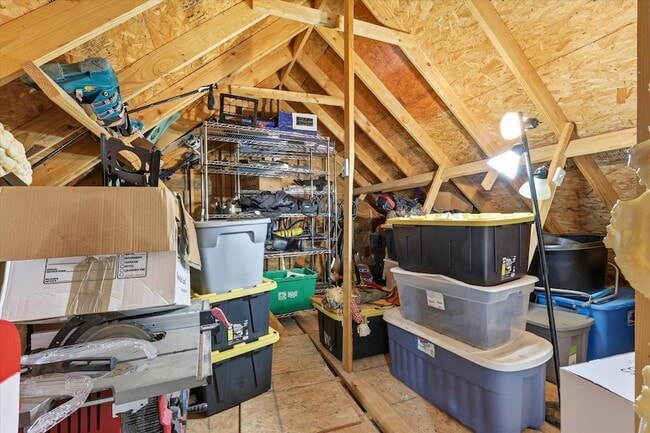 Building Photo - 6630 Caliche Cir
