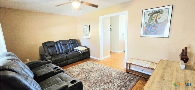 Building Photo - 2700 John Rd