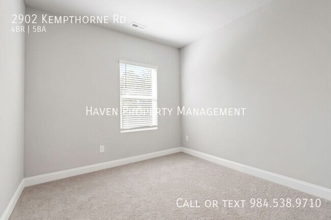 Building Photo - 2902 Kempthorne Rd