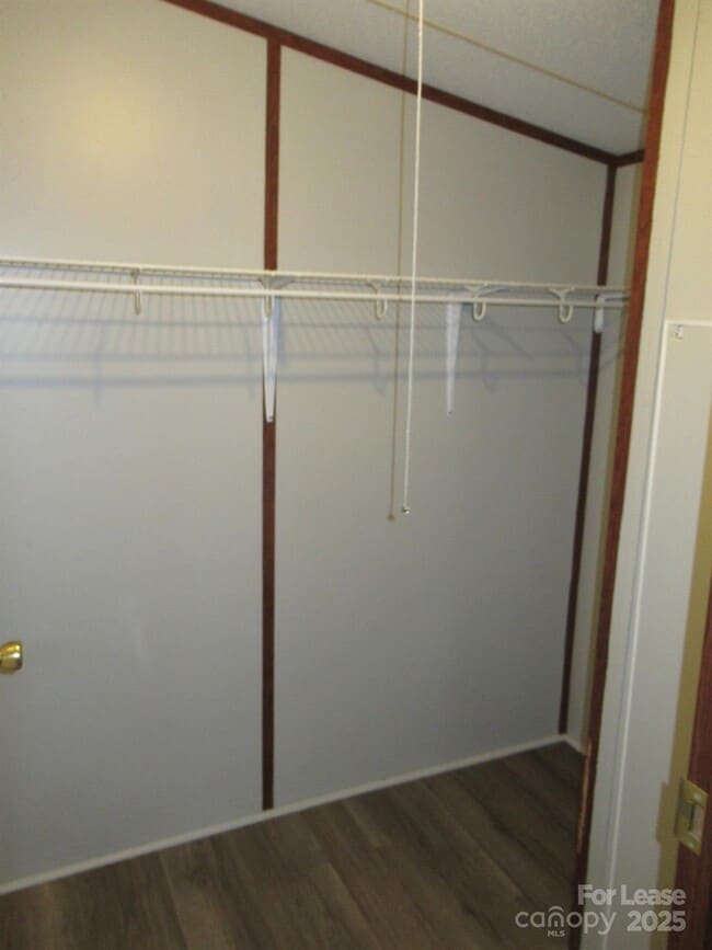 Building Photo - 368 Hudson White Trail