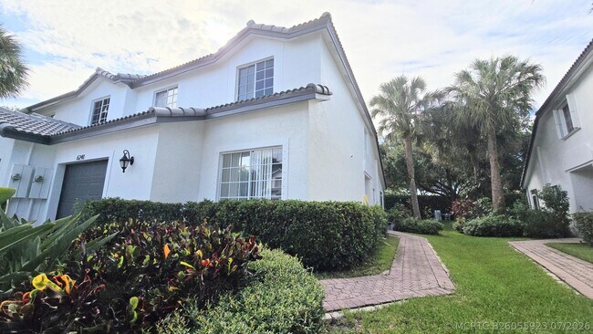 Building Photo - 6241 NW 74th Ct