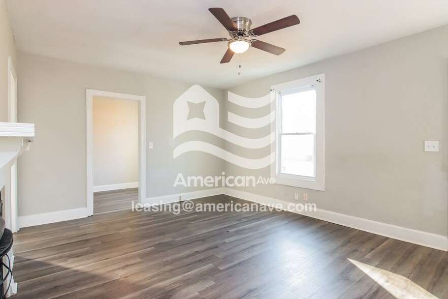 Building Photo - 2207 Heard St