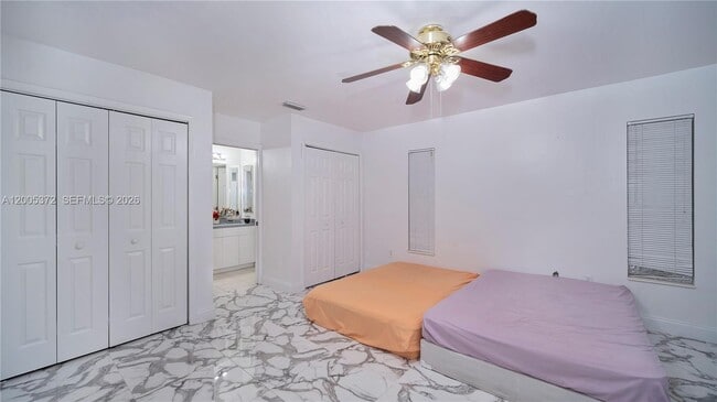 Building Photo - 4081 14th Ave SE