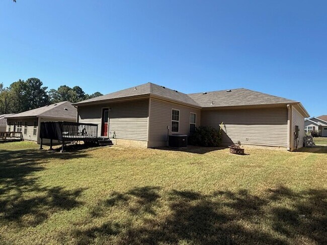 Building Photo - Home for Rent in Benton