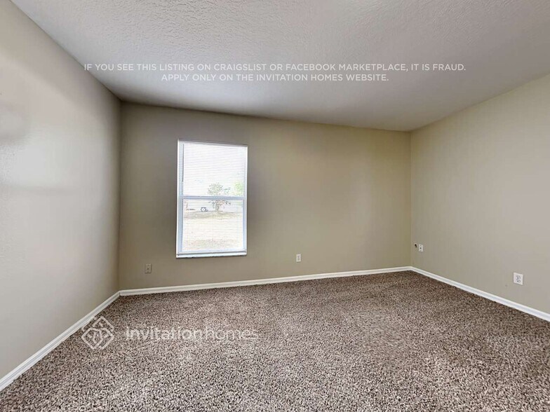 Building Photo - 3133 Blaine Cir