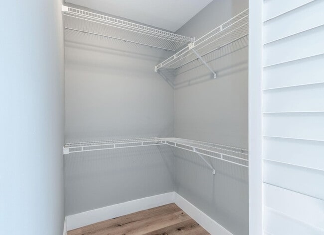 Building Photo - 1579 Springside Dr