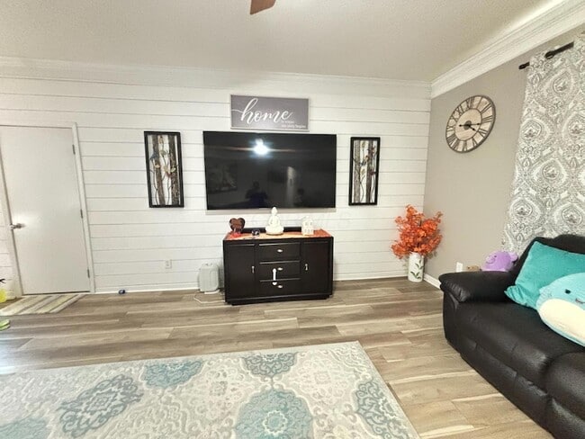 Building Photo - 5821 Marble Creek St