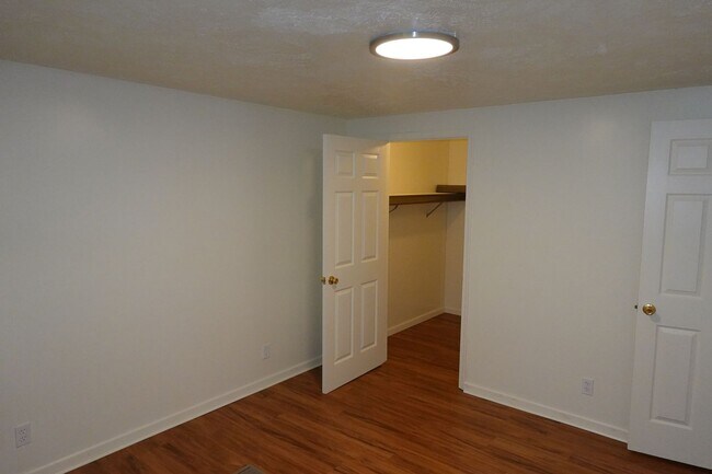 Building Photo - 1499 Merrimac Rd