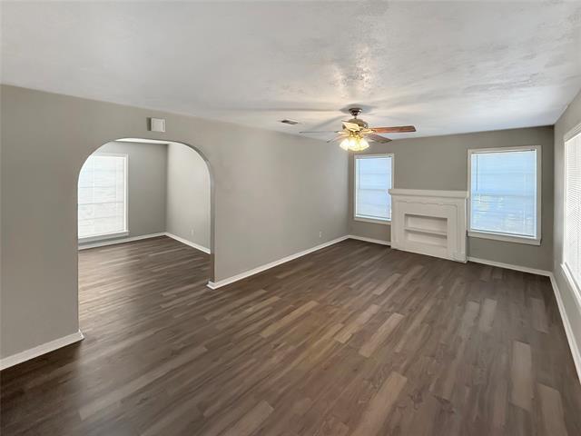 Building Photo - 4924 Penrose Ave