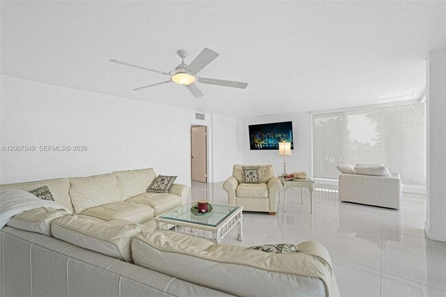 Building Photo - 4280 Galt Ocean Dr