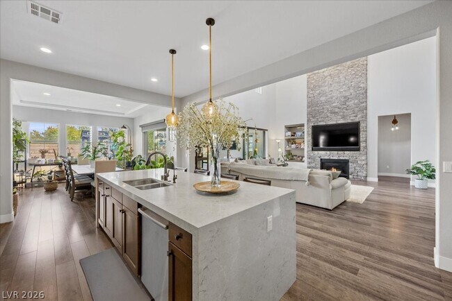 Building Photo - 4071 Villa Rafael Dr