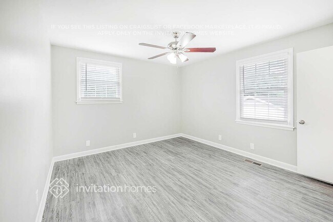 Building Photo - 640 Des Moines Dr