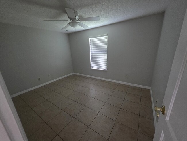 Building Photo - 7160 Bevil Ave