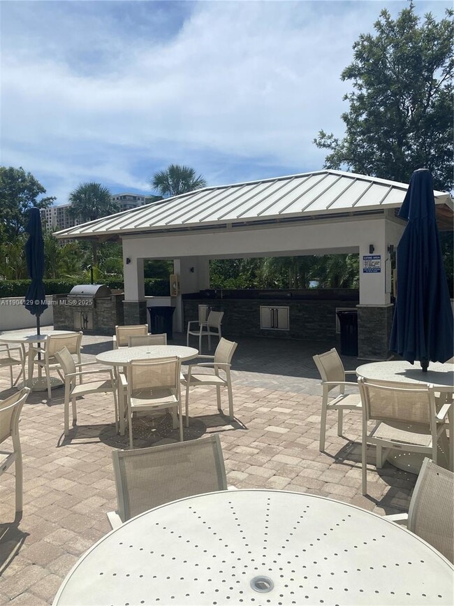 Building Photo - 2801 NE 183rd St