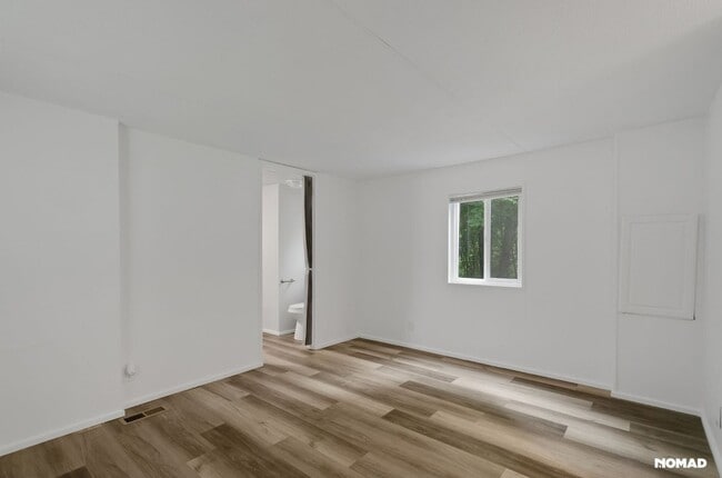 Building Photo - Charming 2BR House in Spanaway