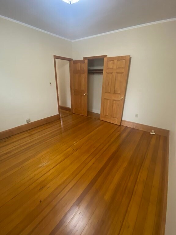 Building Photo - 30 Lorette St