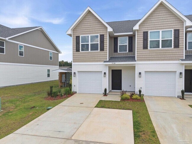 Building Photo - 5530 Lexlee Blvd