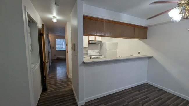 Building Photo - 115 124th St SE