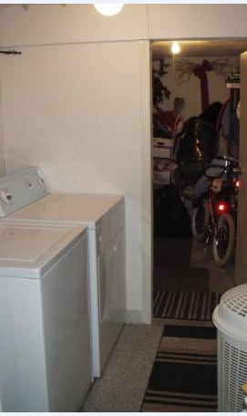 Building Photo - 92 Emerson Gardens Rd