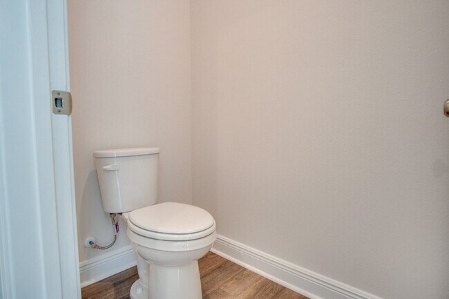 Building Photo - Brand-New 4BR Home in Gaylen Oaks  | Quartz Countertops, 9’ Ceilings, Open Layout | Fenced Backyard