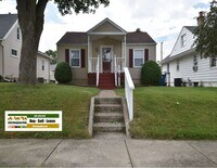 Building Photo - Cute 2 Bedroom In Mishawaka Near the River