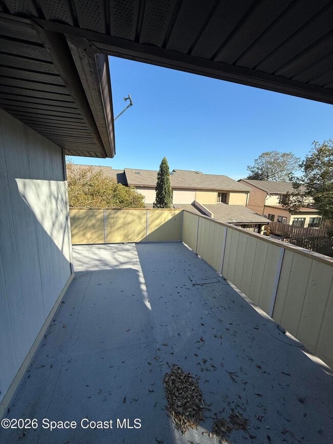 Building Photo - 1965 Dipol Courtway