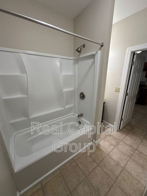 Building Photo - 21 124th St