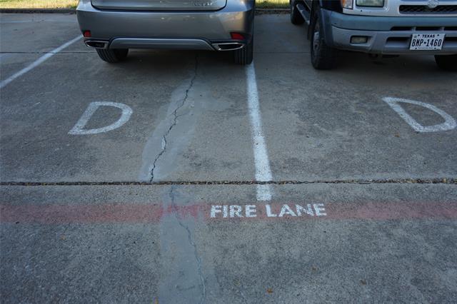 Building Photo - 604 Kings Way Dr