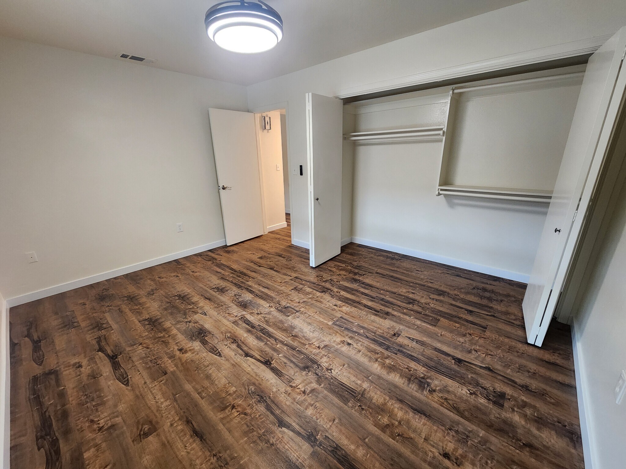 Bedroom 1 - 431 S Simpson Ave