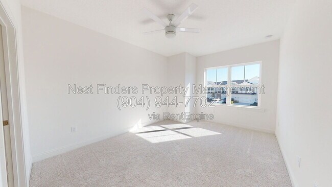 Building Photo - 111 Carousel Dr