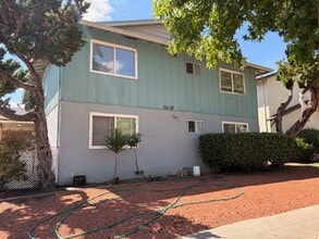 Building Photo - 5635 Hoffman Ct