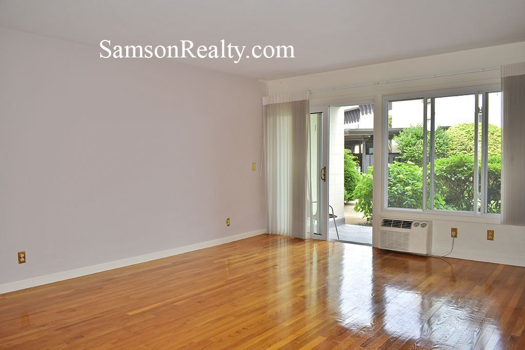 Building Photo - 400 Narragansett Pkwy
