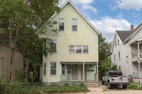 Building Photo - 114 Wood St