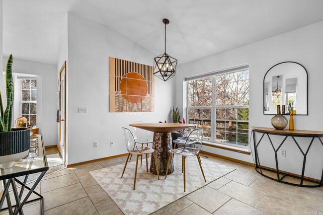 Dining Room - 18 Tuxford Cir