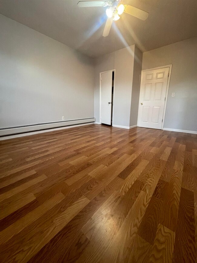 Building Photo - 264 Fairmount Ave