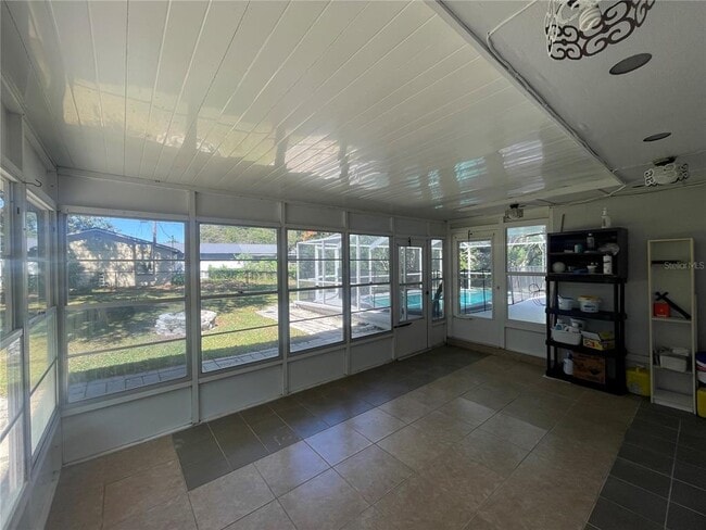 Building Photo - 346 Tanager Ct