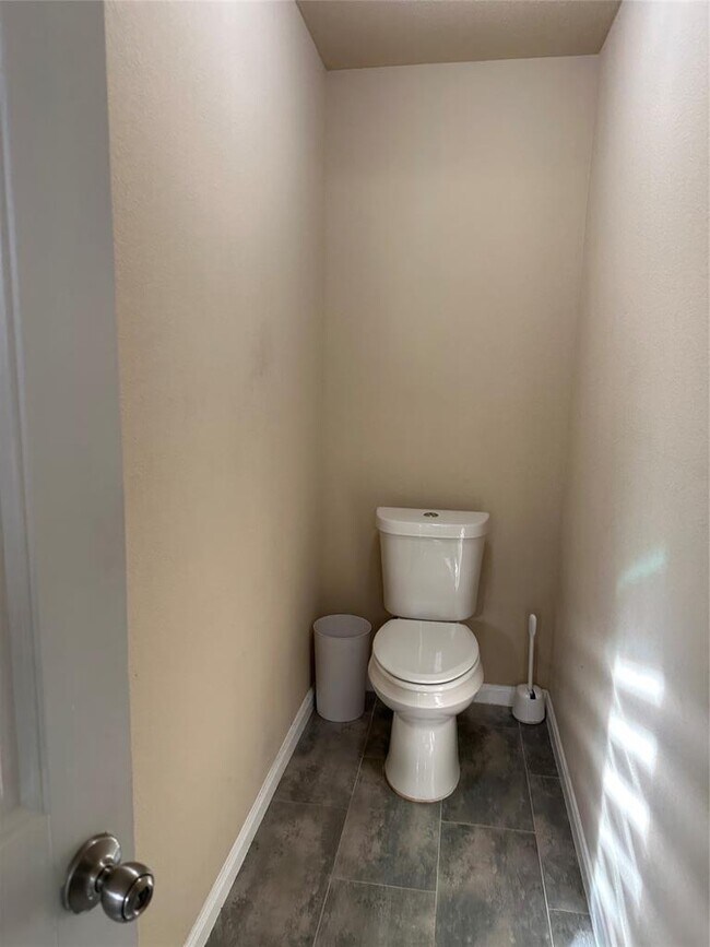 Building Photo - 3505 Stephans St