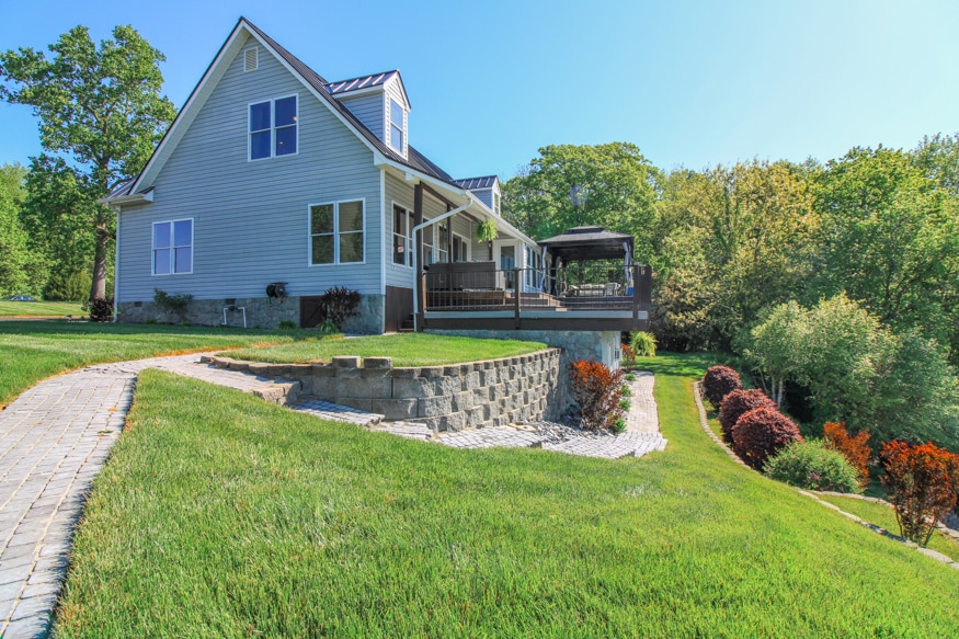 Building Photo - 511 Riverview Ct