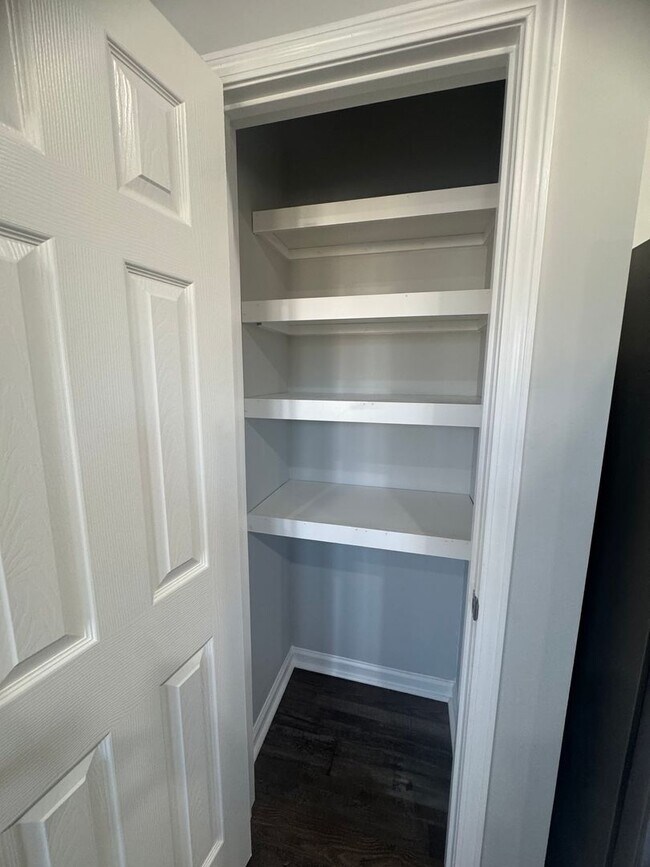 Building Photo - Welcome Home!!!